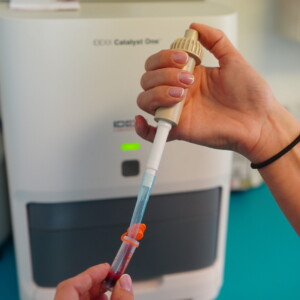 Montmeló Veterinaris ofereix una àmplia gamma de serveis veterinàris, incloent analítiques completes, cirurgia, radiografies, assessorament nutricional i més. Amb professionals dedicats i instal·lacions de primera classe, els teus animals estan en bones mans. Visita'ns avui mateix! Montmeló Veterinaris ofereix una àmplia gamma de serveis veterinàris, incloent analítiques completes, cirurgia, radiografies, assessorament nutricional i més. Amb professionals dedicats i instal·lacions de primera classe, els teus animals estan en bones mans. Visita'ns avui mateix!